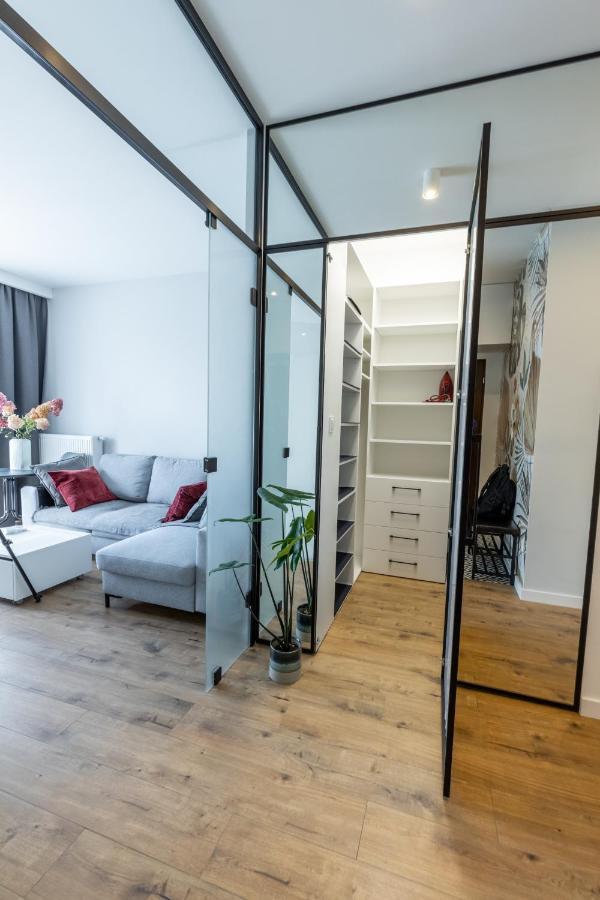 Bielany Apart Joanny Obok Metra Varšava Exteriér fotografie