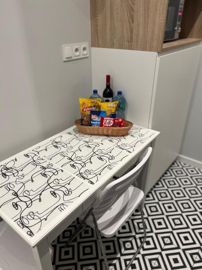 Bielany Apart Joanny Obok Metra Varšava Exteriér fotografie